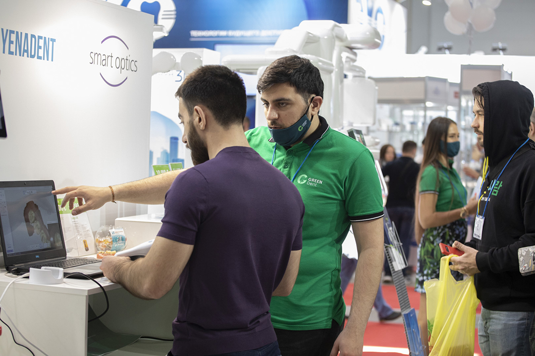 Greendent tagline goes here logo. Офис грин дент. Фирма green. Грин дент лого. Грин дент.