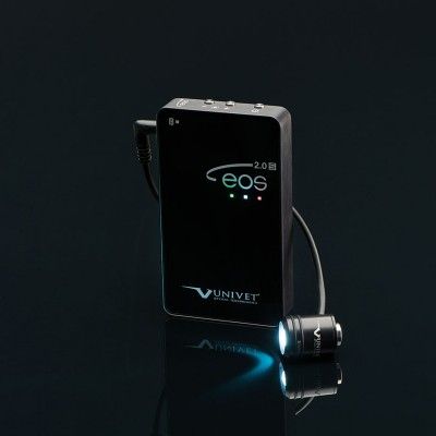 Univet EOS 2.0S - светодиодный осветитель с карманным аккумулятором, 38000 люкс