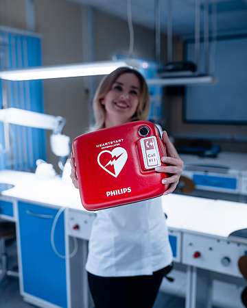 Philips HeartStart FRx – Дефибриллятор  с принадлежностями
